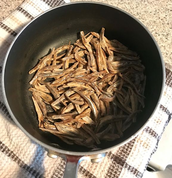 File:Dried sprats in frying pan.jpg